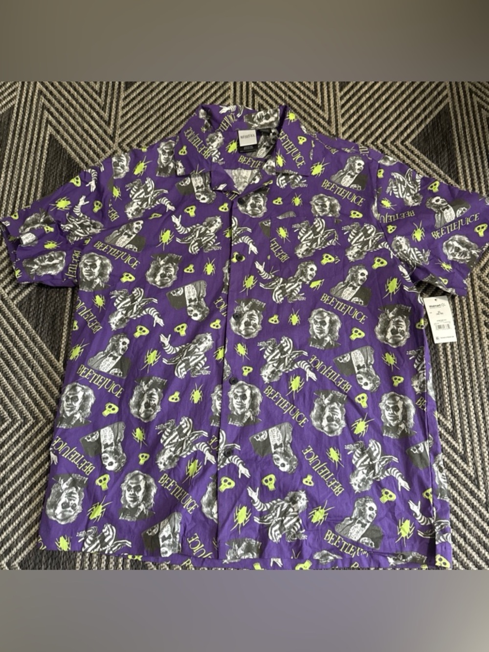 NWT Beetlejuice Mens XL Button-Up Camp Hawaiian Shirt Halloween Costume Movie